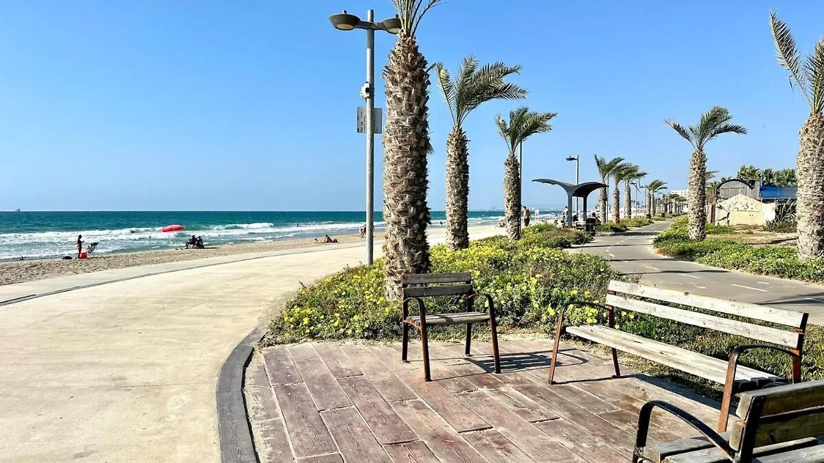 Truman Beach Resort Apartment Haifa 0*,